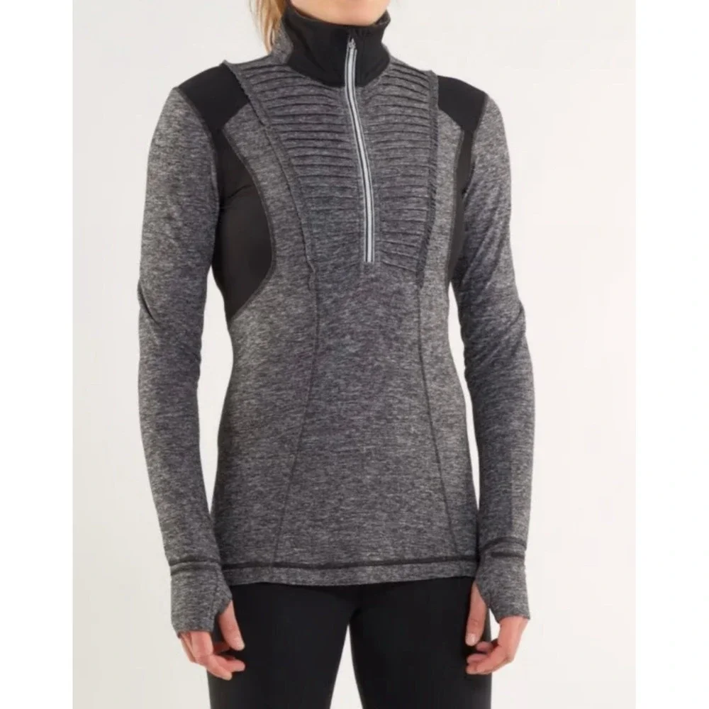 Lululemon Run Your Heart Out Pullover Women's 6 Gray Black‎  1/2 Zip Hand Covers
